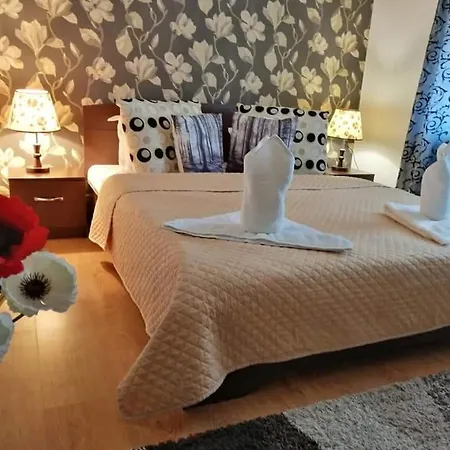 Ośrodek wypoczynkowy Casa Regala Ear *