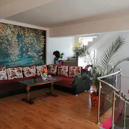 Casa Regala Ear Ośrodek wypoczynkowy Krajowa