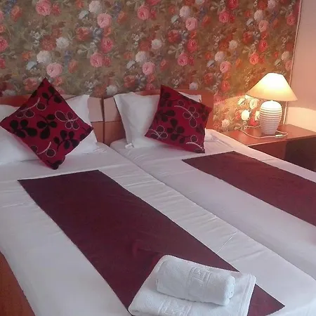 Casa Regala Ear Resort *